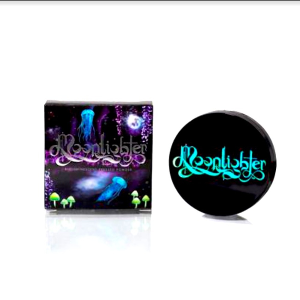 Black Moon Cosmetics Moonlighter Highlighter